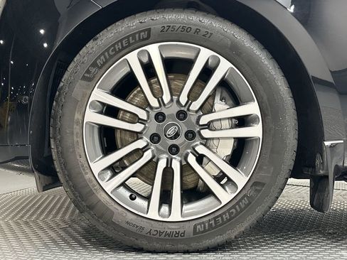 Used 2023 Land Rover Range Rover SE image 10