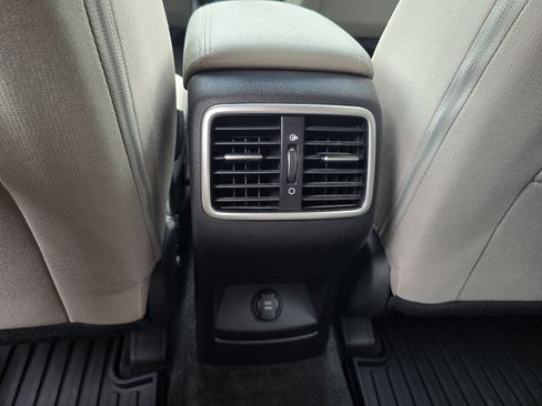 Used 2021 Kia Sportage LX w/ LX Fwd Popular Package image 24