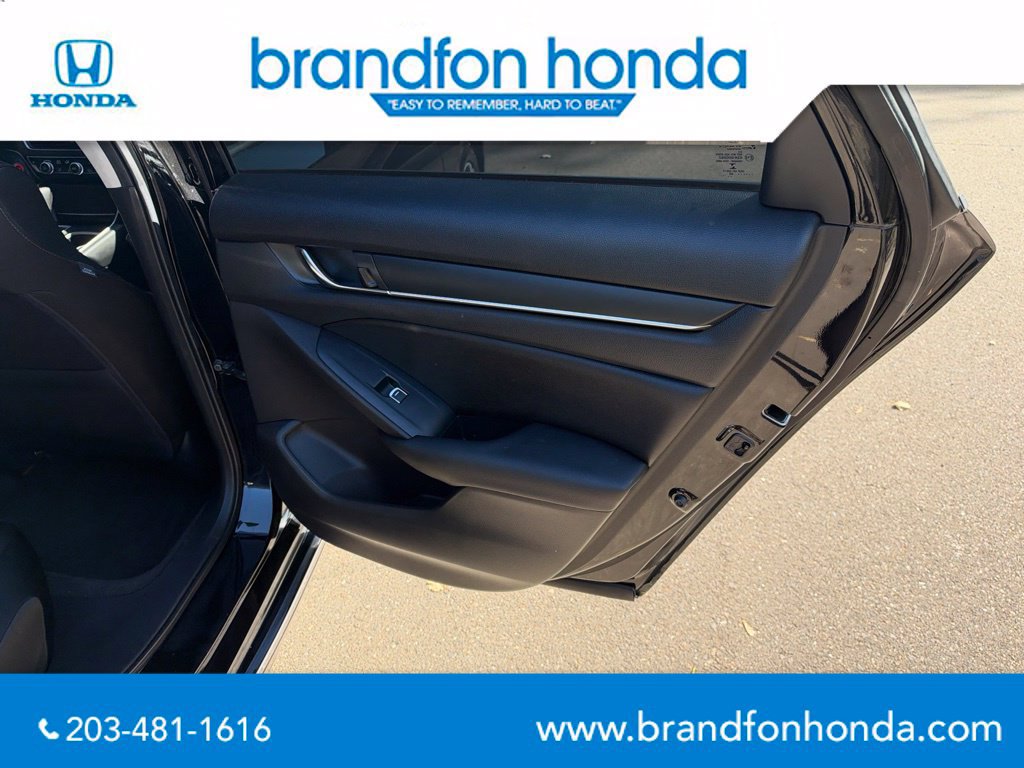 Used 2020 Honda Accord EX image 9
