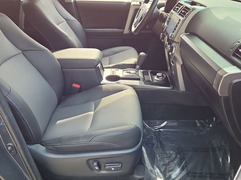 Used 2024 Toyota 4Runner SR5 Premium w/ Moonroof Package image 19