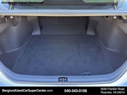 Used 2022 Toyota Camry SE image 35
