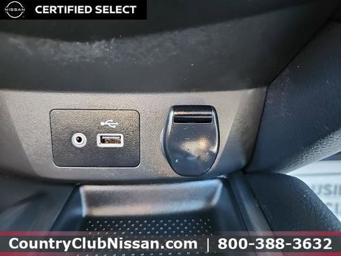 Certified 2019 Nissan Rogue SV w/ Sun & Sound Touring Package image 15