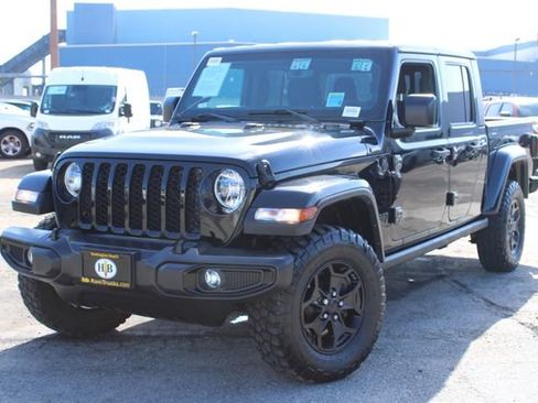 Used 2023 Jeep Gladiator Sport AWD/4WD image 15