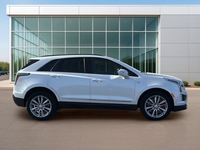 Used 2023 Cadillac XT5 Sportv w/ Technology Package AWD/4WD image 4