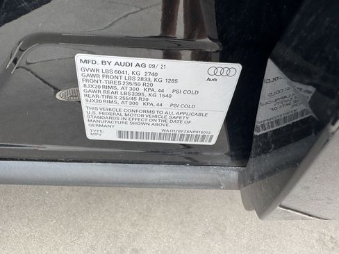 Used 2022 Audi Q4 e-tron Premium Plus w/ Premium Plus image 48