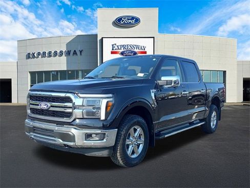 Used 2025 Ford F150 Lariat image 2