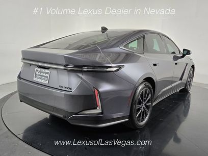 New 2026 Lexus ES 350e