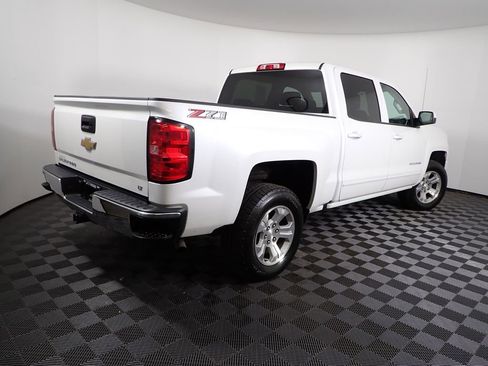 Used 2018 Chevrolet Silverado 1500 LT w/ All Star Edition image 13