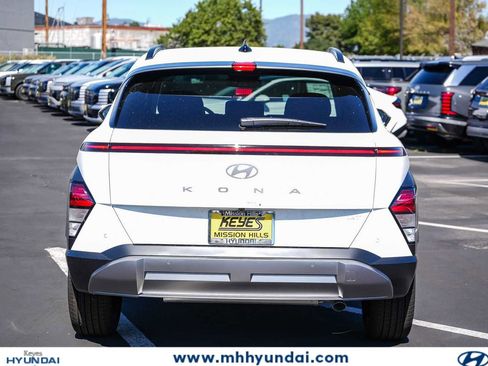 New 2026 Hyundai Kona Limited FWD image 7