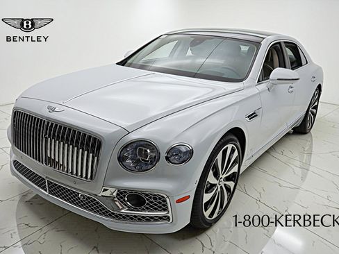 Used 2023 Bentley Flying Spur Azure image 14