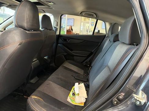 Used 2020 Subaru Crosstrek 2.0i Premium w/ Moonroof Package 2 AWD/4WD image 5