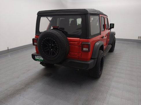 Used 2018 Jeep Wrangler Unlimited Sport AWD/4WD image 7