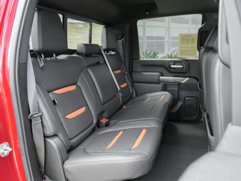 Used 2021 GMC Sierra 2500 AT4 w/ AT4 Premium Plus Package AWD/4WD image 39