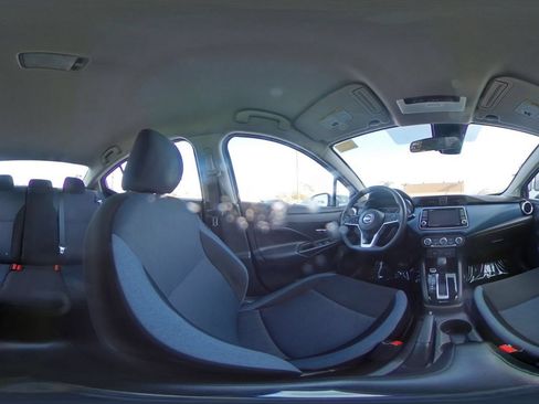 Used 2025 Nissan Versa SV FWD image 47