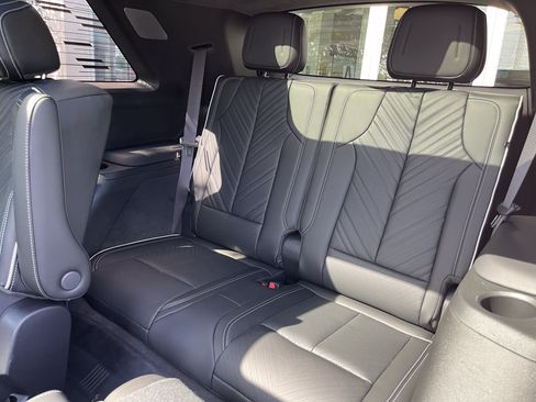 Used 2026 Cadillac Vistiq Sport w/ LPO, Floor Liner Package AWD/4WD image 23