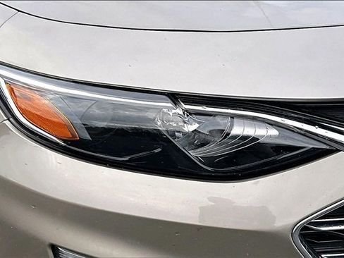 Used 2023 Chevrolet Malibu LT image 30