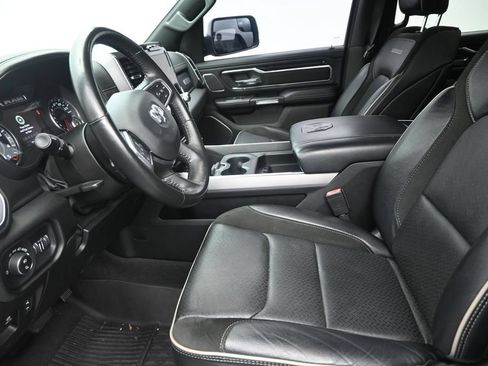 Used 2022 RAM 1500 Laramie RWD image 12