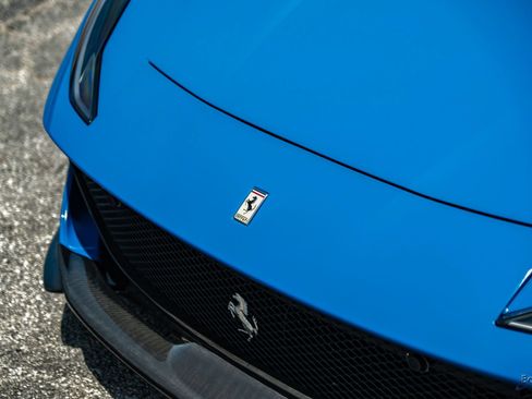 Used 2022 Ferrari 812 GTS RWD image 36