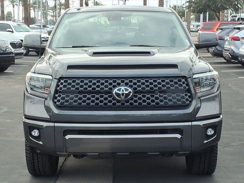 Used 2018 Toyota Tundra SR5 image 2