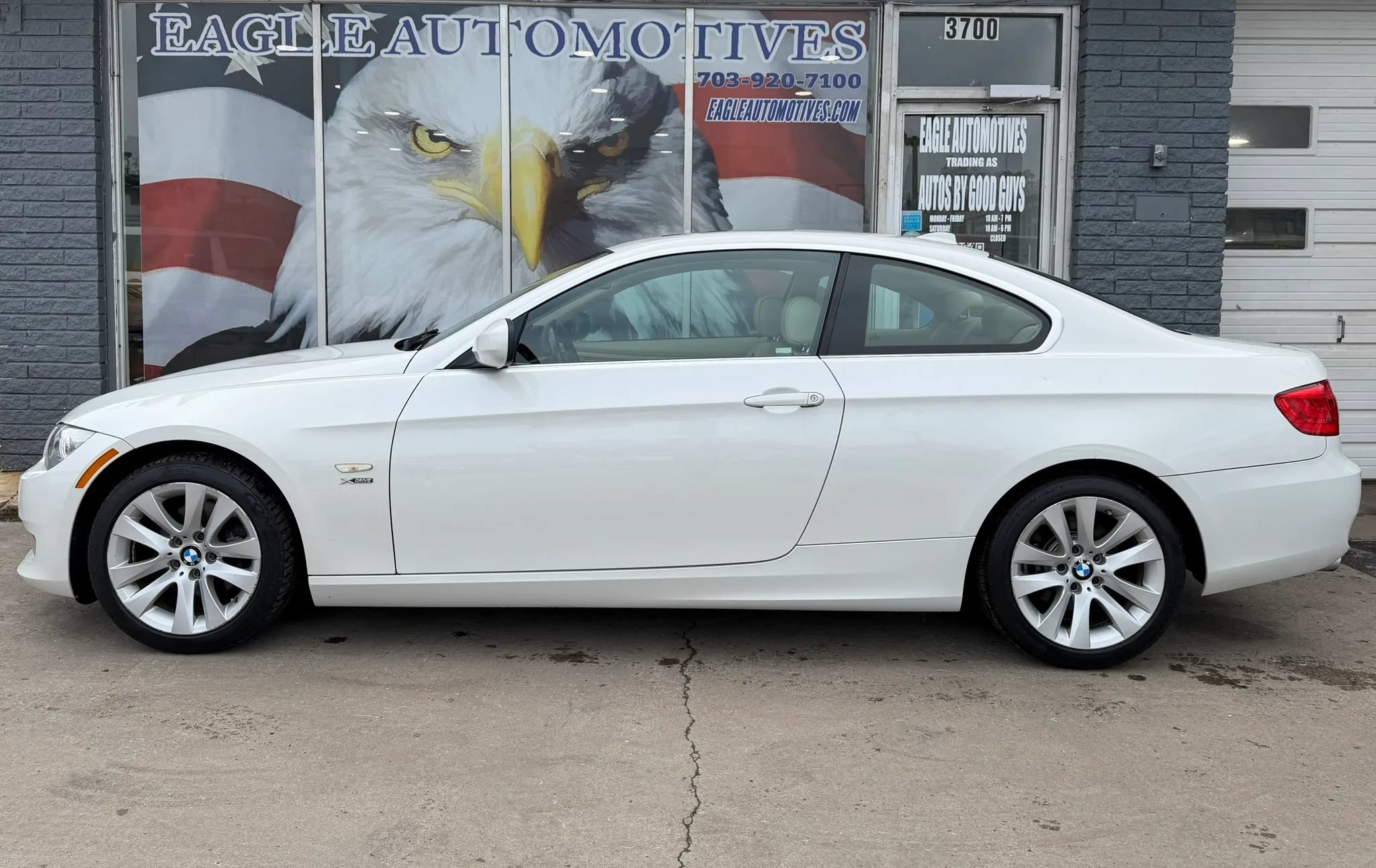 Used 2012 BMW 328i xDrive Coupe AWD/4WD image 6