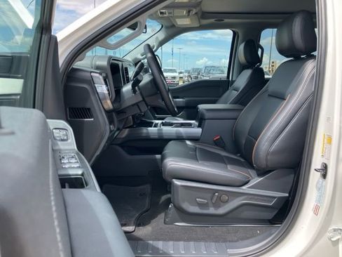 New 2025 Ford F250 Lariat w/ Lariat Ultimate Package image 23