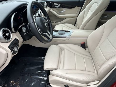 Certified 2022 Mercedes-Benz GLC 300 image 10