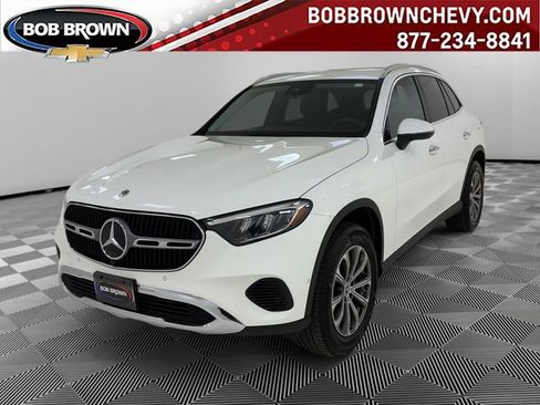 Used 2024 Mercedes-Benz GLC 300 4MATIC image 1