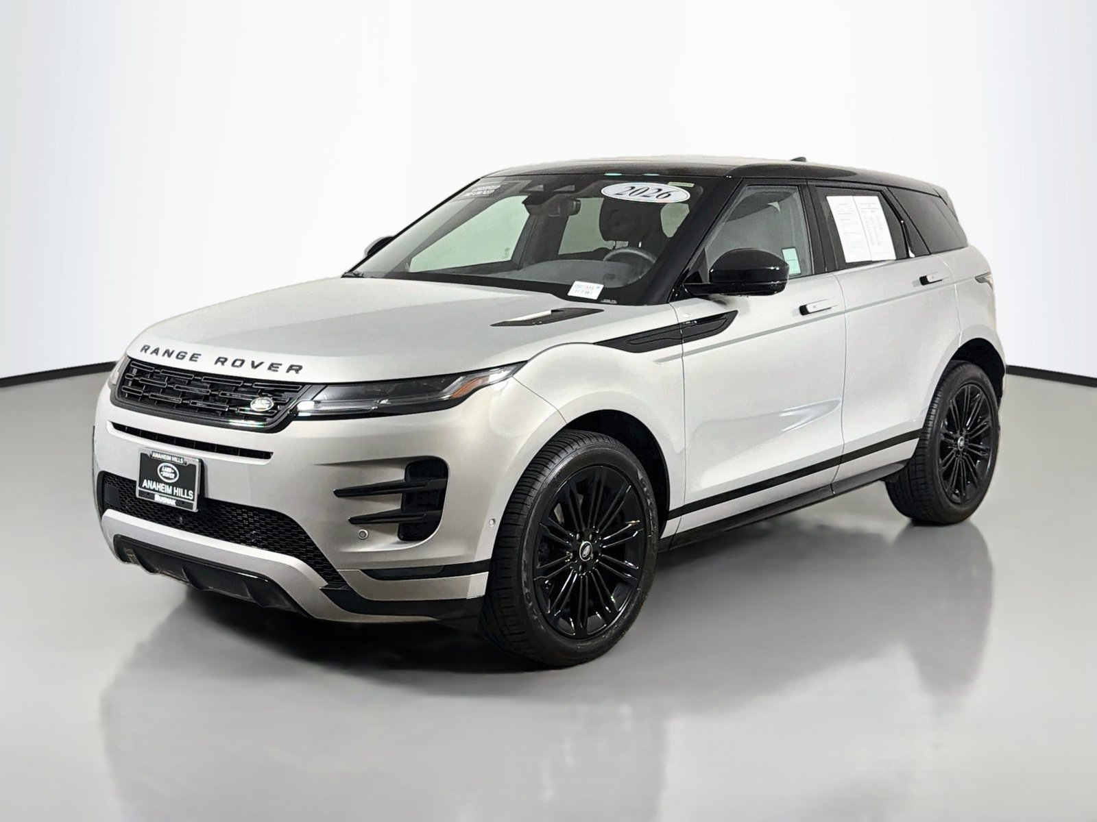 Certified 2026 Land Rover Range Rover Evoque Dynamic SE AWD/4WD image 1