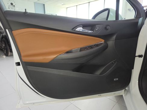 Used 2016 Chevrolet Cruze Premier FWD image 13