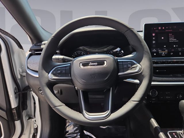 Used 2024 Jeep Compass Latitude AWD/4WD image 13