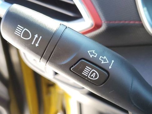 Used 2023 Chevrolet TrailBlazer RS w/ Sun and Liftgate Package image 14