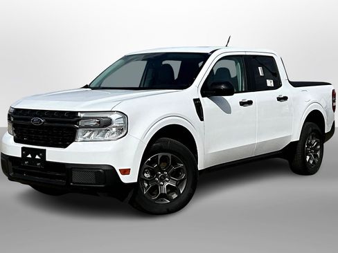 Used 2024 Ford Maverick XLT image 12