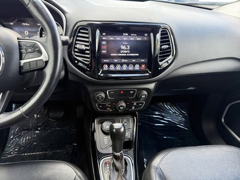 Used 2019 Jeep Compass Limited AWD/4WD image 15