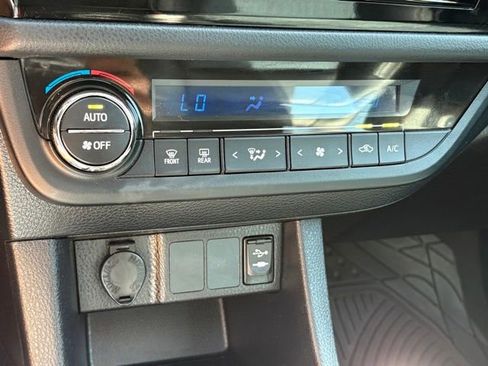 Used 2016 Toyota Corolla S image 15