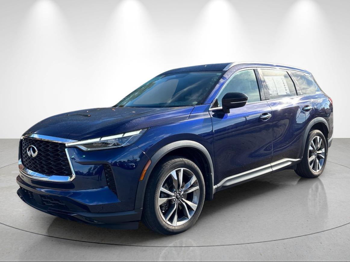 Used 2023 INFINITI QX60 Luxe w/ Cargo Package FWD image 1