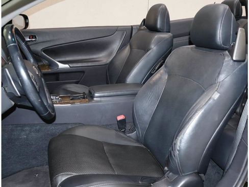 Used 2011 Lexus IS 250C RWD image 16