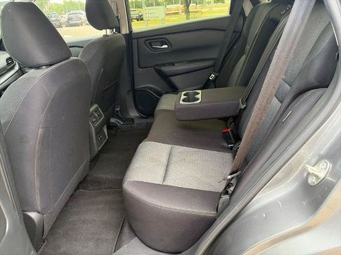 Certified 2024 Nissan Rogue SV FWD image 5