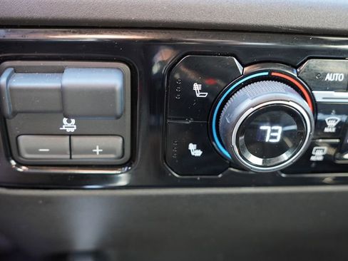 Used 2022 Chevrolet Silverado 1500 RST w/ Convenience Package II AWD/4WD image 26