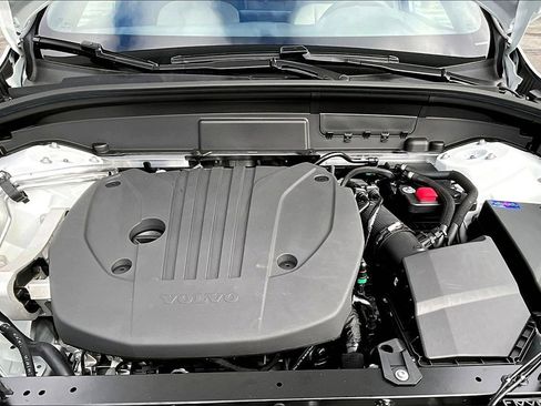 New 2026 Volvo XC60 B5 Plus w/ Protection Package Premier image 11