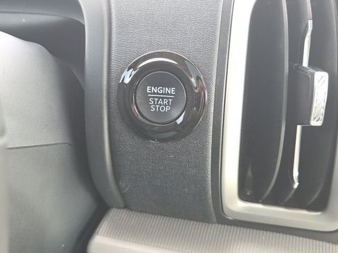 Certified 2025 Ford Expedition Active image 42