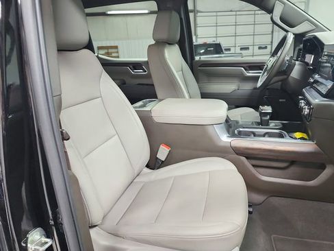 Used 2023 GMC Sierra 1500 SLT w/ SLT Convenience Package image 38