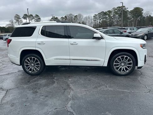 Used 2022 GMC Acadia Denali w/ Denali Ultimate Package image 5