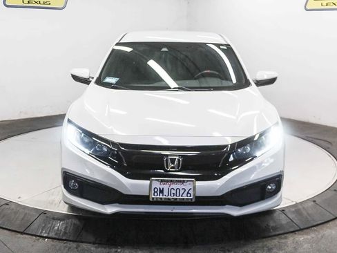 Used 2019 Honda Civic Sport image 2