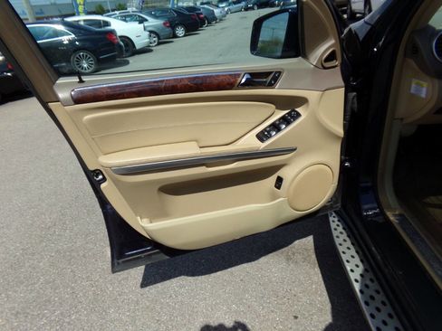 Used 2011 Mercedes-Benz ML 350 4MATIC image 9