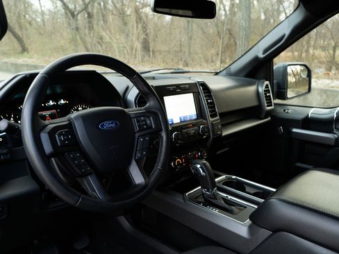 Used 2020 Ford F150 XLT w/ Equipment Group 302A Luxury image 16