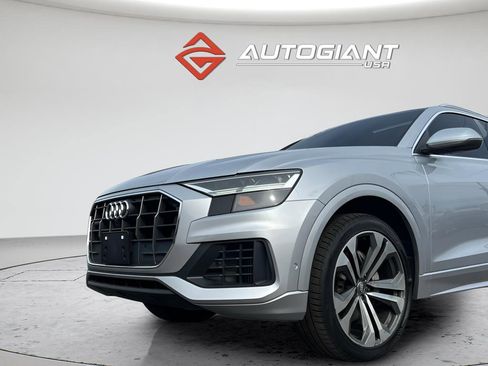 Used 2020 Audi Q8 Premium Plus w/ Premium Plus Package image 32