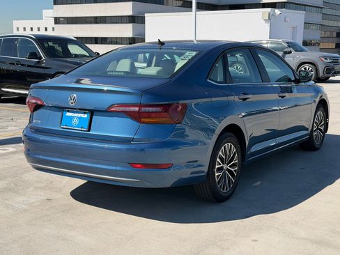Used 2019 Volkswagen Jetta S image 9