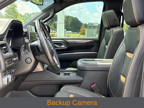 Used 2023 GMC Yukon XL AT4 w/ AT4 Premium Plus Package AWD/4WD image 5