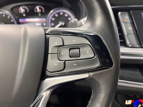 Used 2023 Buick Enclave Essence w/ Experience Buick Package image 11