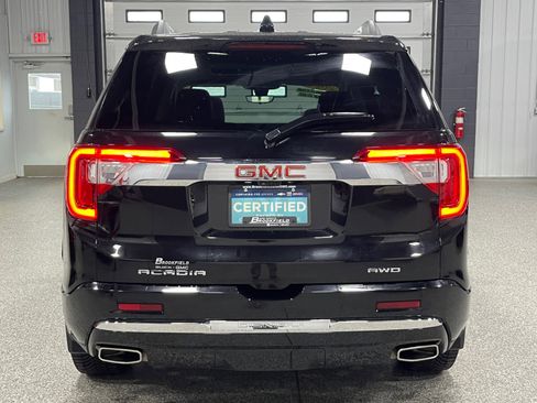 Certified 2023 GMC Acadia Denali w/ Denali Ultimate Package image 4